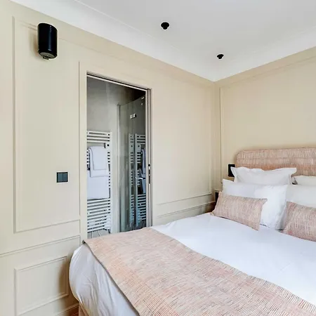 Spacious A-c 3br-8p - Grand Boulevards *