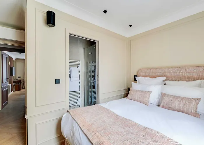 Spacious A-c 3br-8p - Grand Boulevards *