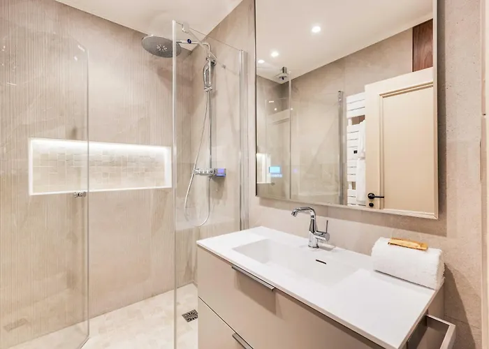 Spacious A-c 3br-8p - Grand Boulevards パリ